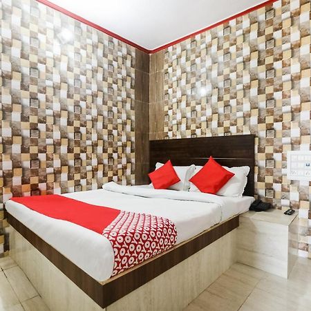 Oyo 69534 Hotel Nanda Tower Hanumangarh ภายนอก รูปภาพ