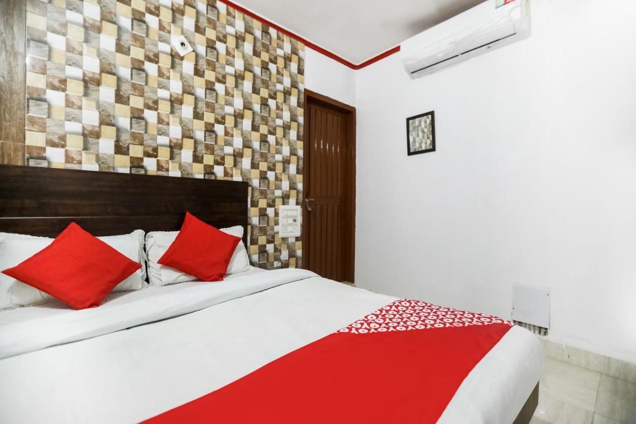 Oyo 69534 Hotel Nanda Tower Hanumangarh ภายนอก รูปภาพ