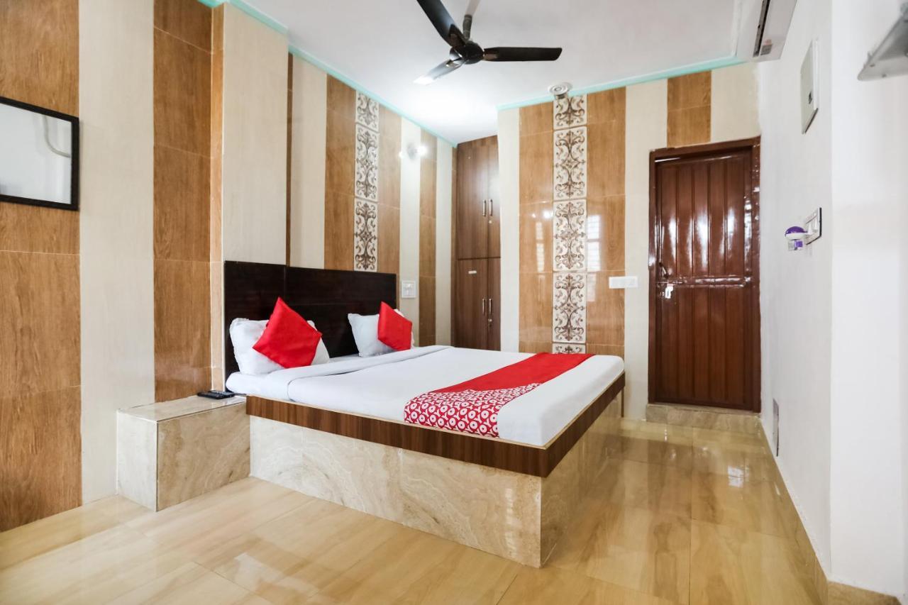 Oyo 69534 Hotel Nanda Tower Hanumangarh ภายนอก รูปภาพ